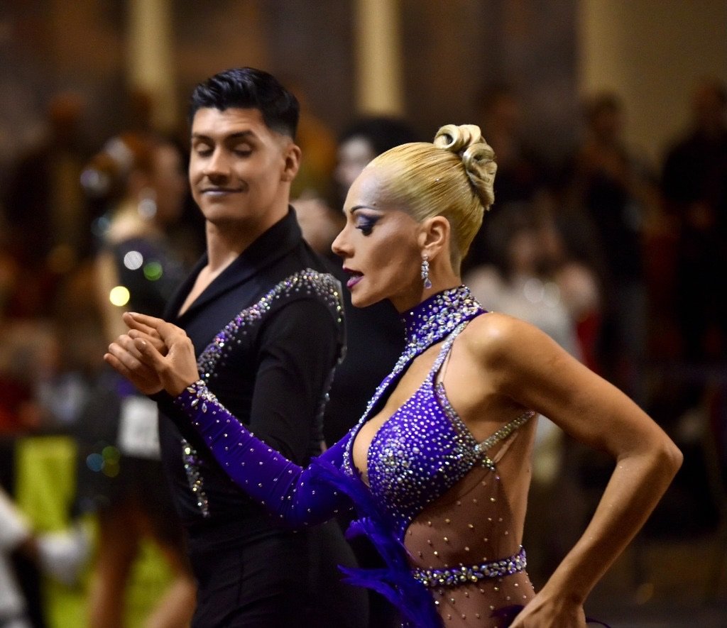 Clase de Bailes de salón para adultos en A TU RITMO
