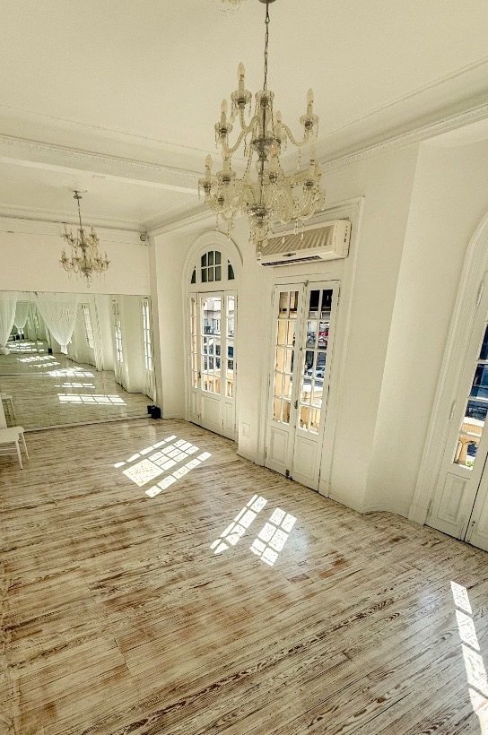 Ventanales y detalles Sala Blanca