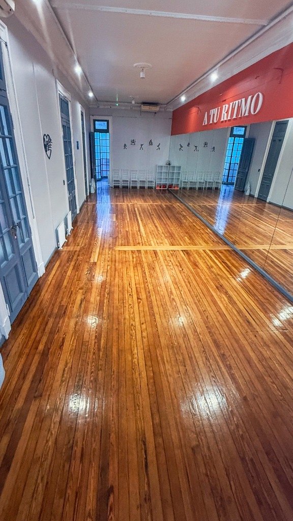 Profundidad de 12m Sala Naranja